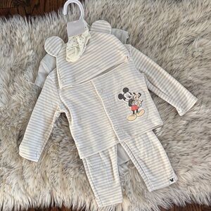 NWT 4 Piece Disney Mickey Mouse Baby Pajama Set